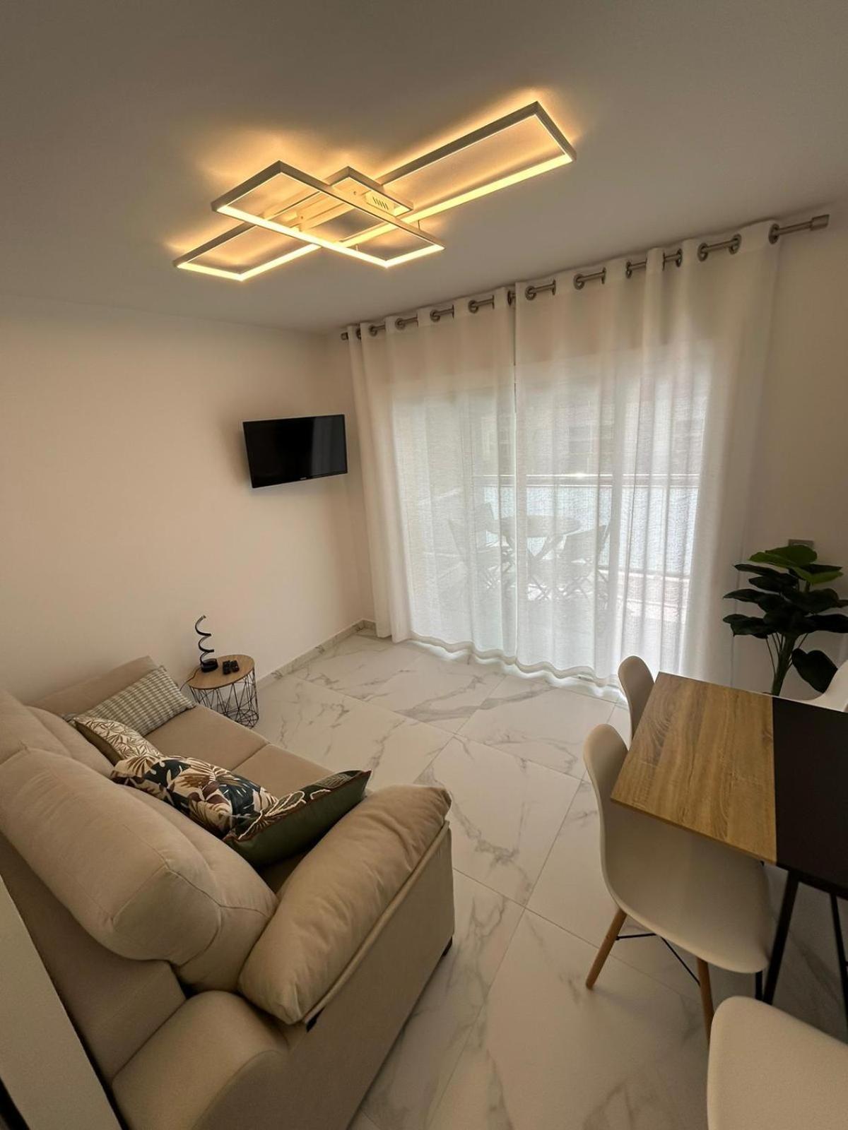 Apartamentos Cala Crancs Salou Ngoại thất bức ảnh